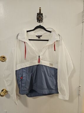 Eddie Bauer White & Slate Blue Half-Zip Windbreaker